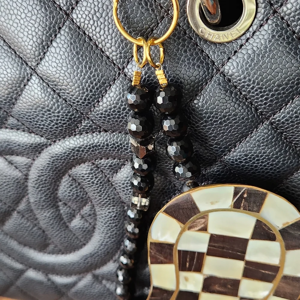 🦪Mother Of Pearl, Chrystals Checkered Pendant Bag Charm w/Goldtone Hardware - Picture 10 of 16